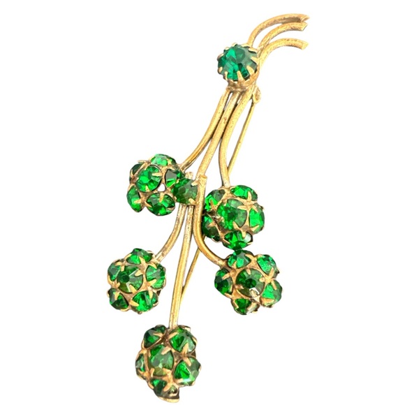 Antique pre-WWII Czech Brooch Sparkly Green Emerald Crystal Brass trombone clasp - Picture 1 of 17